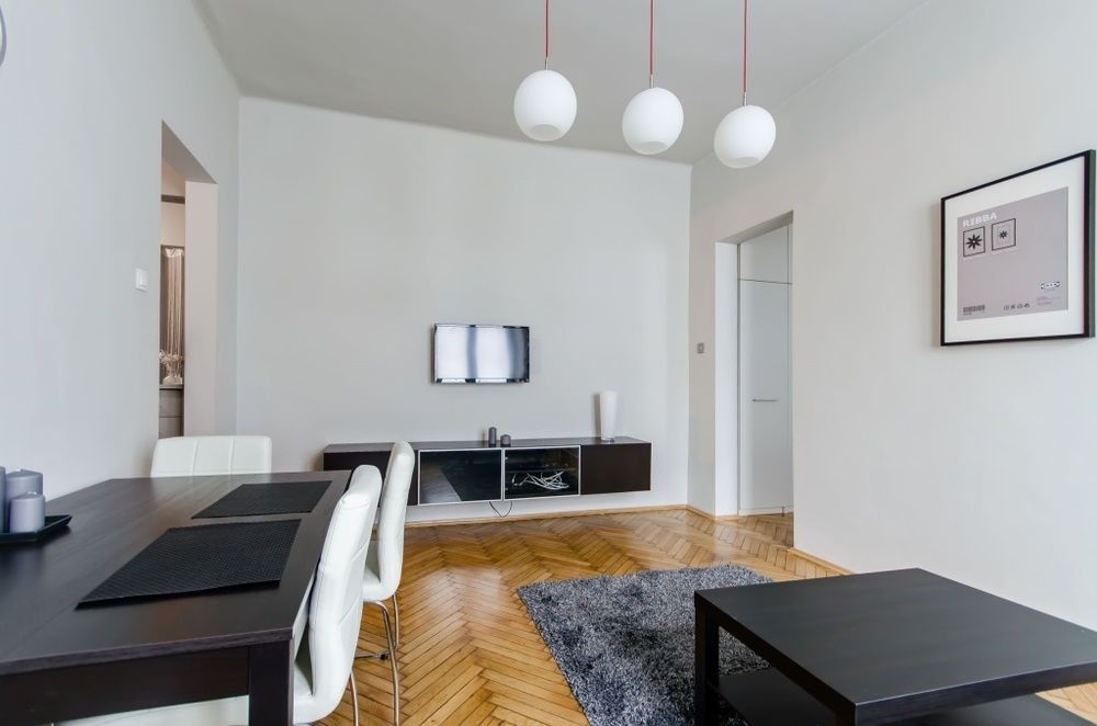 Apartment Penguin - Train Station Krakow