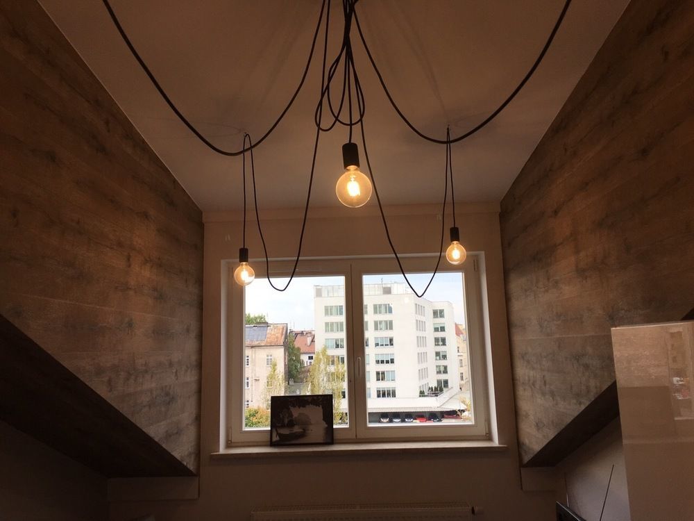 Penguin - Train Station Apartment Krakau
